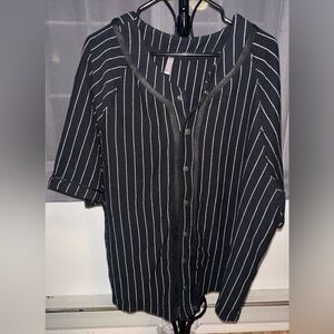 (NWOT) Free People Movement Pinstripe Baseball Style Snap Button Top Small